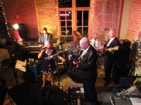 cocktail-hour-live-music