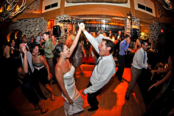 Bride Groom Hand Cheer